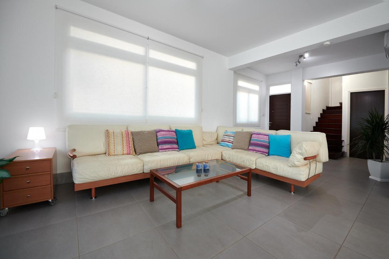 Beach Front Bella Vista By Ezoria Villas Protaras Bagian luar foto